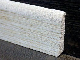 Гибкий комбинированный плинтус 60*16 мм. Длина 915 мм.