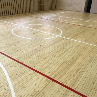 Результат паркетных работ по циклевке и лакировке 