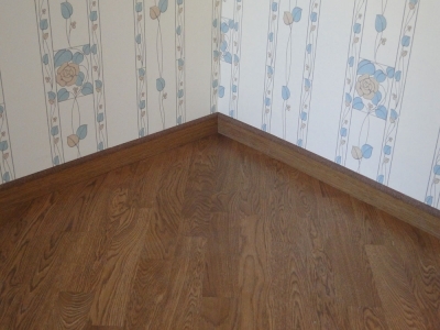 Результат монтажа плинтуса