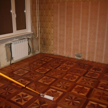 Лакировка паркета после шлифовки