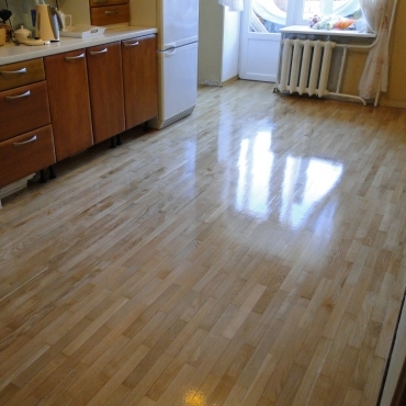 Паркет покрытый глянцевым лаком в Красногвардейском районе