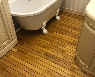 Паркет в ванной