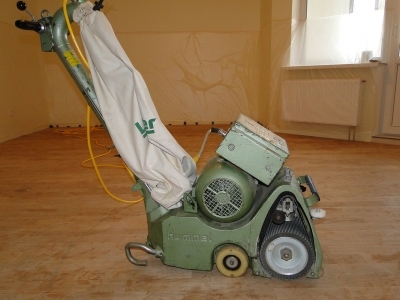 Шлифовка полов ленточной машиной