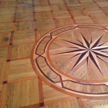 Стёртый паркет